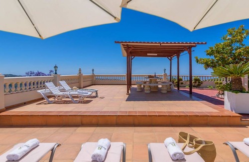 Torrox House | 120 m² House ∙ 4 bedrooms ∙ 8 guests