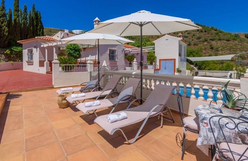 Torrox House | 120 m² House ∙ 4 bedrooms ∙ 8 guests
