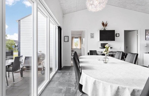 Hou House | 120 m² House ∙ 4 bedrooms ∙ 10 guests