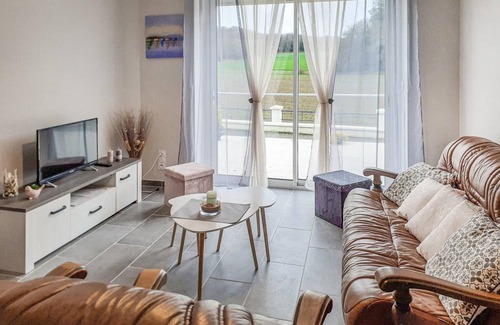 Saint-Carreuc House | 120 m² House ∙ 3 bedrooms ∙ 6 guests