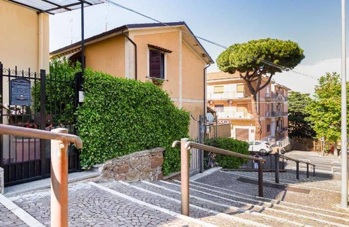 Monte Porzio Catone Apartment | 120 m² Apartment ∙ 3 bedrooms ∙ 6 guests