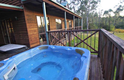 Lovedale Cabin | 120 m² Lodge ∙ 3 bedrooms ∙ 6 guests