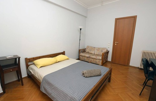 Athens City Centre Resort | 120 m² Private room ∙ 1 bedroom ∙ 1 guest