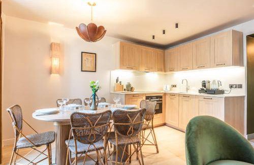 Montmartre Apartment | 120 m² Serviced apartment ∙ 3 bedrooms ∙ 8 guests