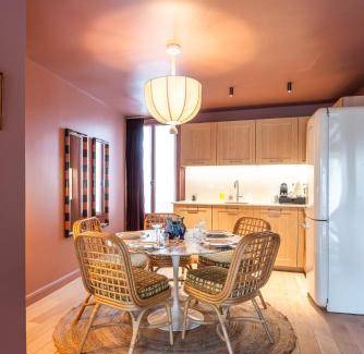 Montmartre Apartment | 120 m² Serviced apartment ∙ 3 bedrooms ∙ 8 guests