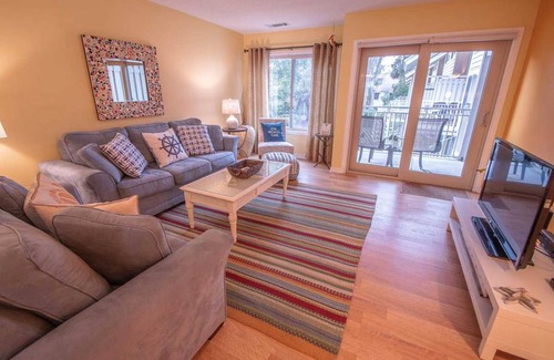 Hilton Head Island Villa | 120 m² Villa ∙ 2 bedrooms ∙ 6 guests