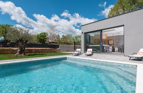 Sumber Villa | 120 m² Villa ∙ 2 bedrooms ∙ 6 guests