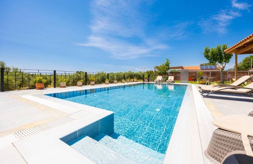 Kolaitis Villa | 120 m² Villa ∙ 2 bedrooms ∙ 4 guests