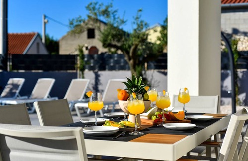 Kozino Villa | 120 m² Villa ∙ 3 bedrooms ∙ 8 guests