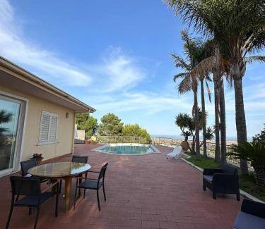 Misterbianco Villa | 120 m² Villa ∙ 3 bedrooms ∙ 10 guests