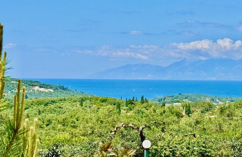 Petaleia Villa | 120 m² Villa ∙ 4 bedrooms ∙ 8 guests