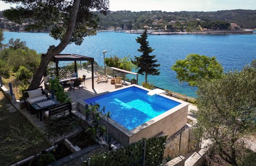Rogac Villa | 120 m² Villa ∙ 5 bedrooms ∙ 9 guests