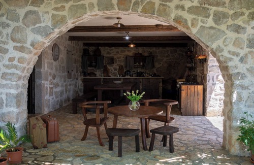 Karuc Villa | 120 year old stone villa with overlooking Lake Skadar,15minutes from the capital