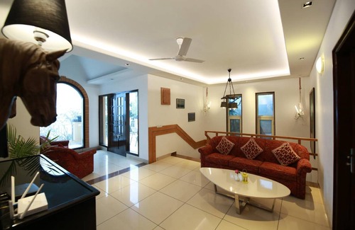 Kasauli Villa | 1200 m² Villa ∙ 4 bedrooms ∙ 8 guests