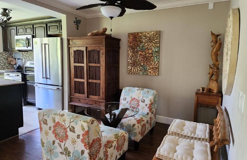 Princeville Apartment | 1202ABCliffsRESORT-2UnitA&B 194.00 Oct 20-Nov1 BlowOutSale on OceanViewResort