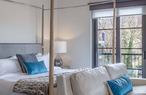 West End Hotel | 121 Hotel by AvantStay | Modern Executive Suite w/Juliet Balcony In Nashville!