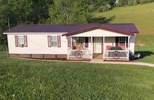 Mount Hope House | 121 m² House ∙ 2 bedrooms ∙ 4 guests