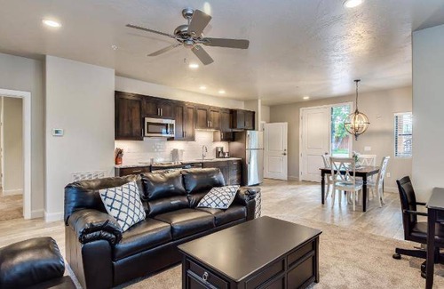 Zion National Park South Entrance House | 121 m² House ∙ 2 bedrooms ∙ 20 guests