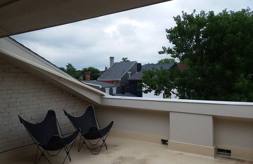 Covington House | 121 m² House ∙ 2 bedrooms ∙ 2 guests