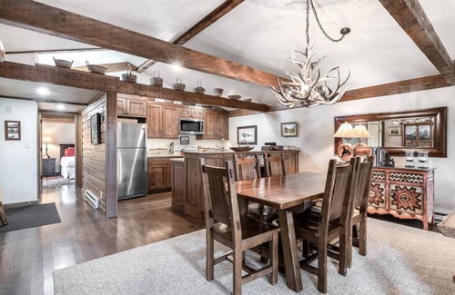 Jackson Hole House | 121 m² House ∙ 2 bedrooms ∙ 4 guests