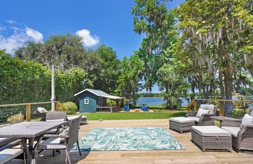 Doctors Inlet House | 121 m² House ∙ 2 bedrooms ∙ 6 guests