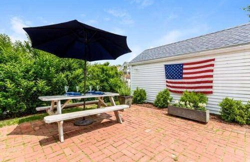 Black Rock Historic District House | 121 m² House ∙ 3 bedrooms ∙ 6 guests