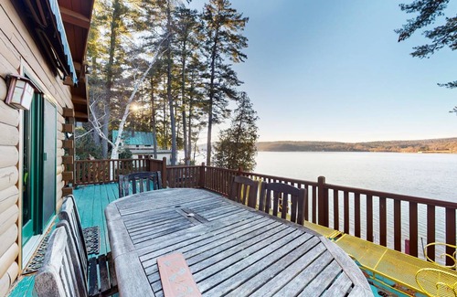 Neshobe Beach House | 121 m² House ∙ 3 bedrooms ∙ 6 guests