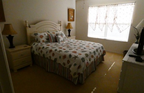 Summerhill House | 121 m² House ∙ 3 bedrooms ∙ 6 guests
