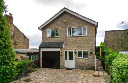 Crich House | 121 m² House ∙ 4 bedrooms ∙ 8 guests