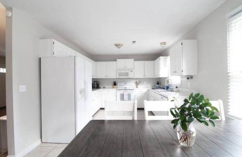 Apex House | 121 m² House ∙ 3 bedrooms ∙ 6 guests