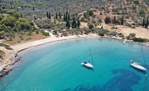 Troizinia Villa | 121 m² Villa ∙ 2 bedrooms ∙ 5 guests