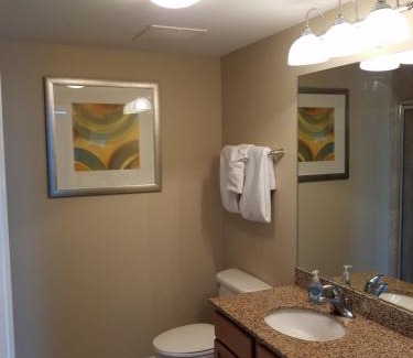 Fort Walton Beach - Destin Apartment | 1215 A Slice of Heaven - Destin! Pool View!