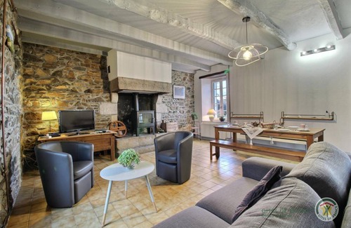 Gommenec'h House | 122 m² Gîte ∙ 3 bedrooms ∙ 6 guests