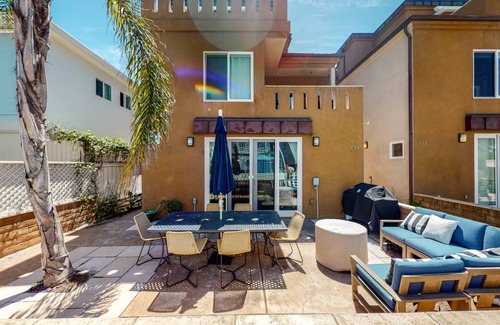 Mission Beach House | 122 m² House ∙ 3 bedrooms ∙ 7 guests