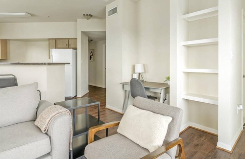 Southbelt/Ellington Apartment | 122 m² Apartment ∙ 2 bedrooms ∙ 4 guests