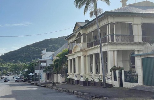 Cooktown Apartment | 122 on Charlotte