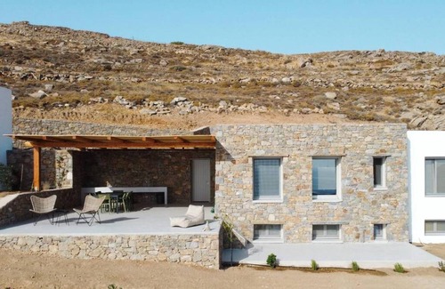 Serifos Apartment | 123 m² Apartment ∙ 3 bedrooms ∙ 6 guests