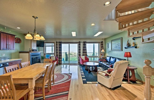 Waldport Cottage | 123 m² Cabin ∙ 2 bedrooms ∙ 8 guests