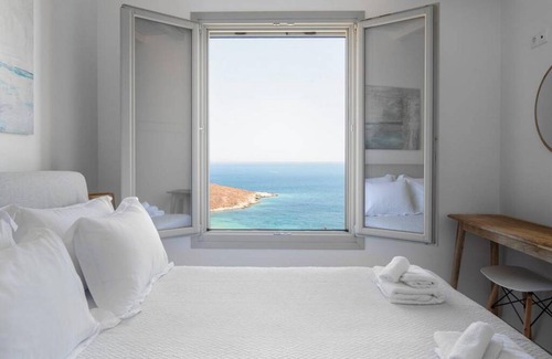 Serifos House | 123 m² House ∙ 3 bedrooms ∙ 6 guests