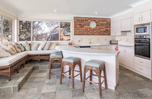 Boomerang Beach House | 124 Boomerang Drive - Pacific Palms Holidays