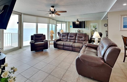 Daytona Beach Shores Condo | 124 m² Condo ∙ 2 bedrooms ∙ 6 guests