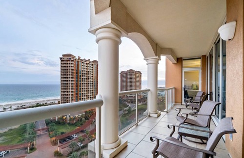 Pensacola Beach Condo | 124 m² Condo ∙ 2 bedrooms ∙ 6 guests