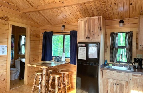 Logan Cabin | 124) Zapata Log Cabin. Close to Hocking Hills State Park and more!