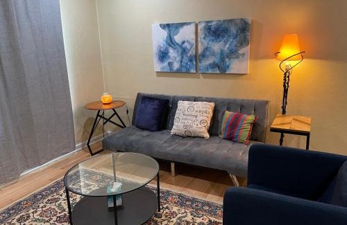 Southtown Apartment | 125-#3 Comfy cozy 1BA nearby riverwalk