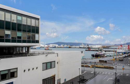 Downtown Apartment | 125 m² Apartment ∙ 2 bedrooms ∙ 8 guests