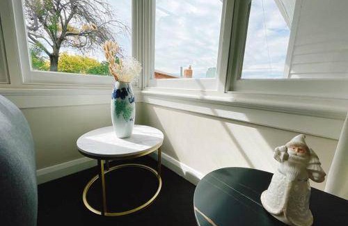 Lindisfarne House | 125 m² House ∙ 2 bedrooms ∙ 4 guests