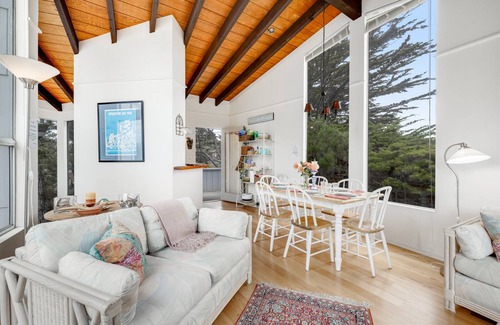 Salmon Creek House | 125 m² House ∙ 2 bedrooms ∙ 6 guests