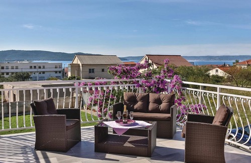 Kastel Sucurac House | 125 m² House ∙ 3 bedrooms ∙ 7 guests