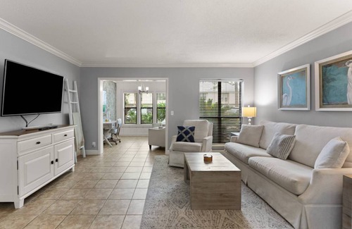 Saint Simons Heights Condo | 125 m² Condo ∙ 3 bedrooms ∙ 6 guests