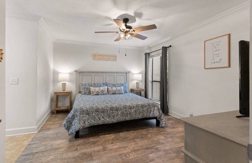 Saint Simons Heights Condo | 125 m² Condo ∙ 3 bedrooms ∙ 6 guests